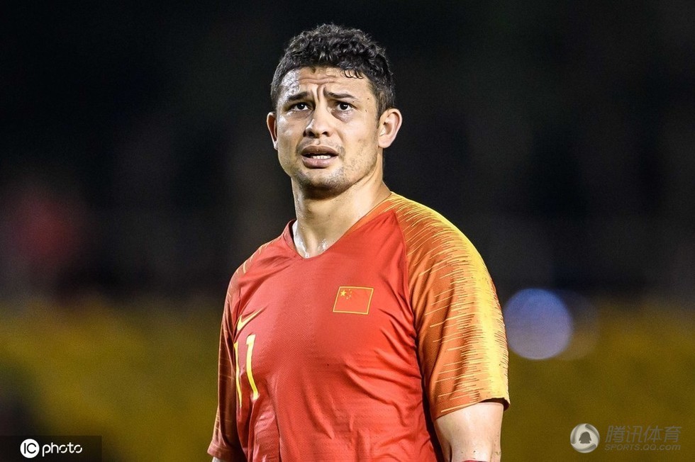 米兰电竞官网-巴恩茅斯球员团结一心，战胜对手保住三分(非暴力沟通电子版)