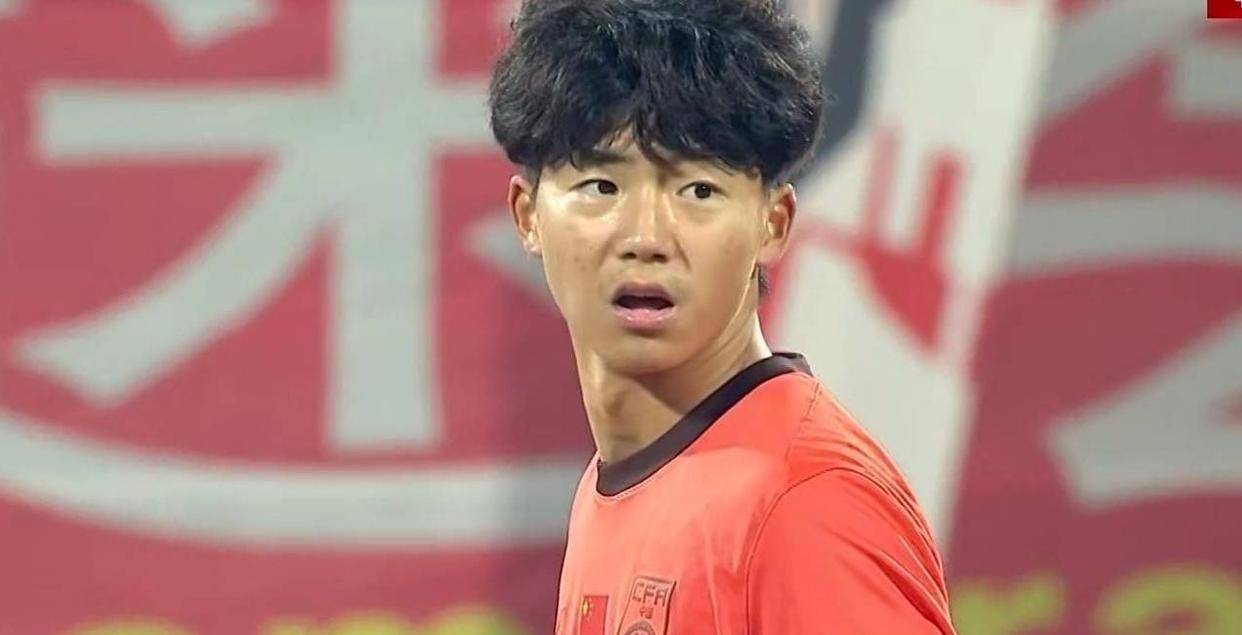 米兰电竞登录-包含广州淘宝客场击败河南建业，稳坐积分榜前列的词条